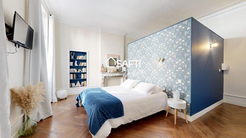 Maison de maîtres - 440 m² - 13 pièces