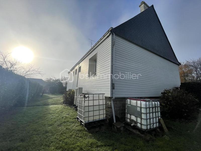 Maison de ville - 1 187 m² - 7 pièces