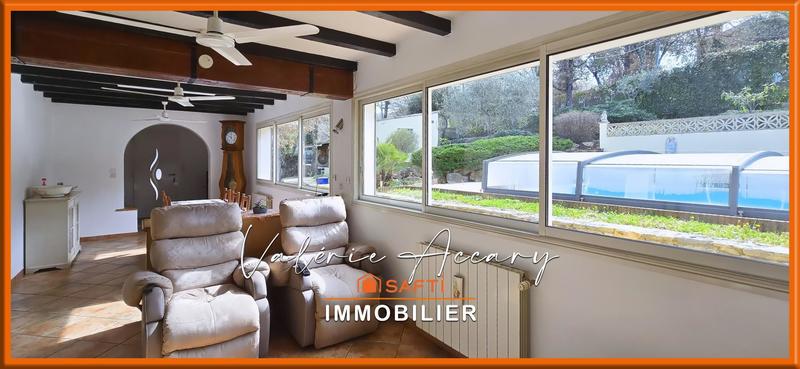 Maison - 102 m² - 4 pièces