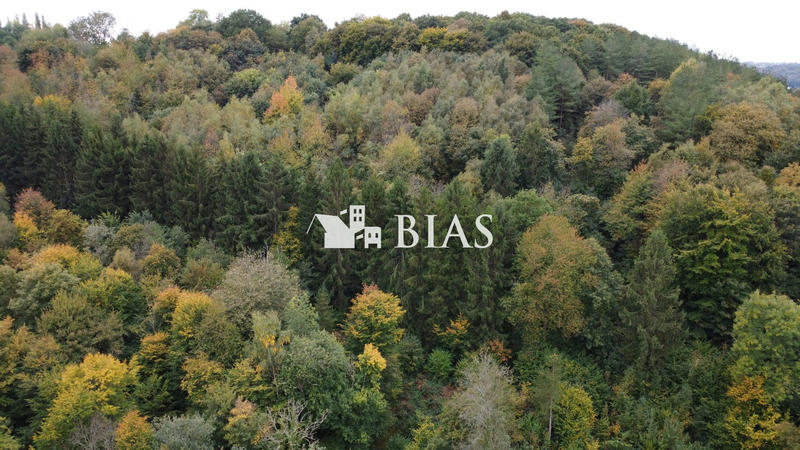 Terrain de loisirs - 490 000 m²