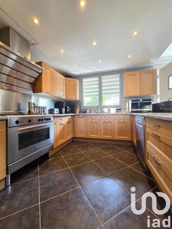 Maison - 135 m² - 5 pièces