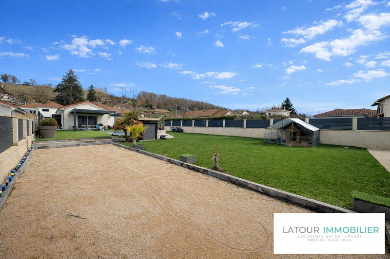 Maison - 120 m² - 5 pièces