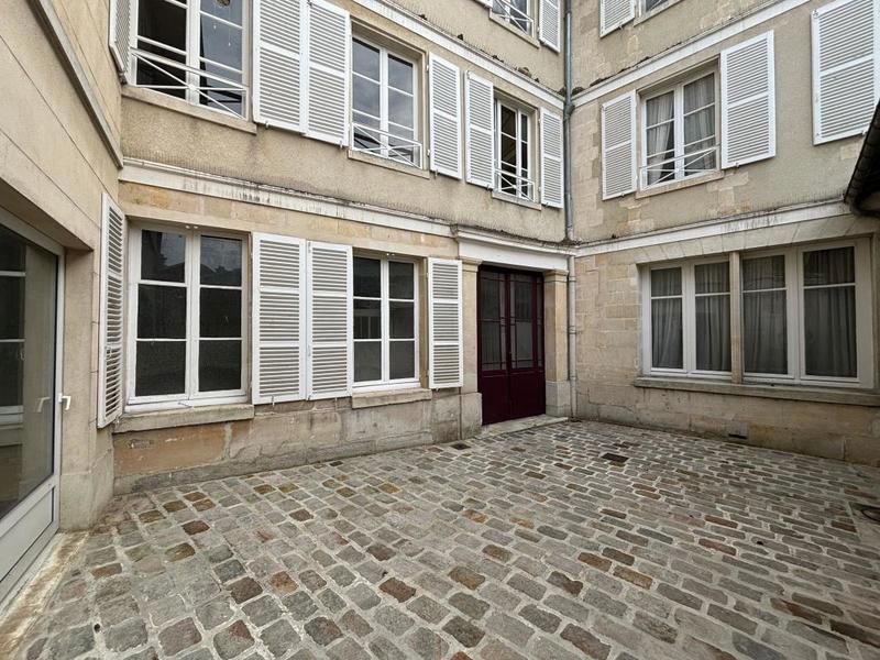 Hôtel particulier - 488 m² - 8 pièces