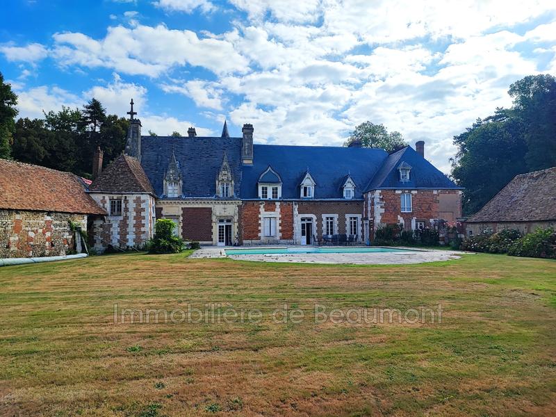 Maison - 480 m² - 15 pièces