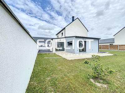 Maison - 121 m² - 5 pièces