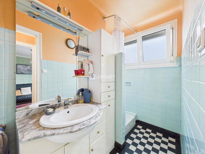 Demeure - 120 m² - 6 pièces