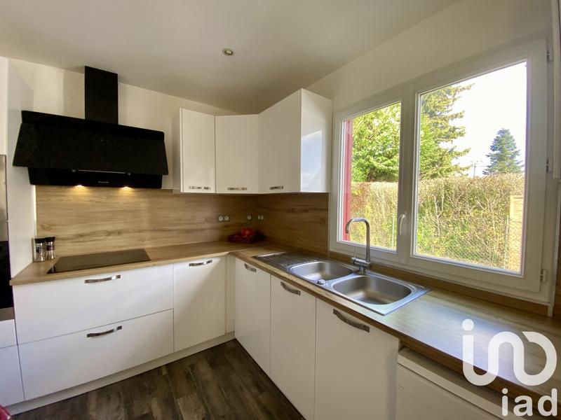 Maison - 97 m² - 6 pièces