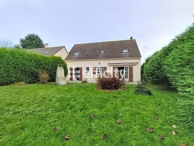 Maison - 156 m² - 9 pièces