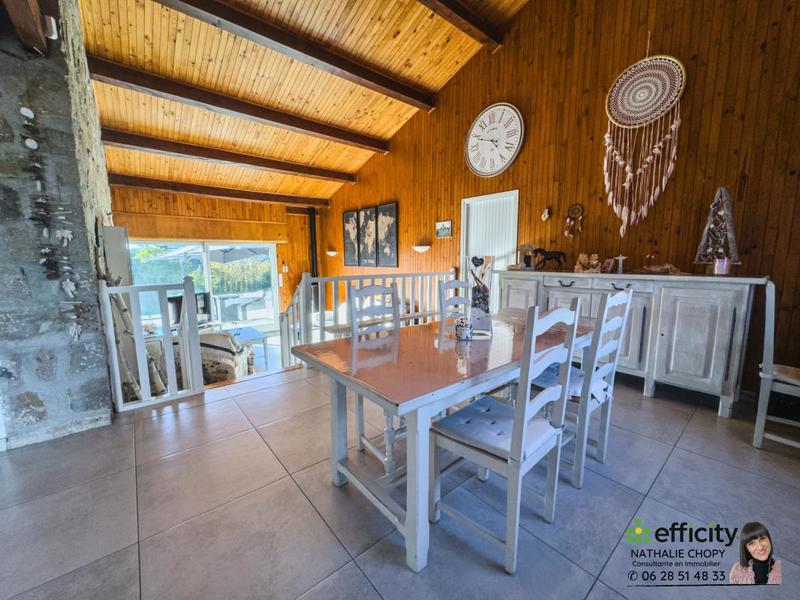 Maison - 162 m² - 6 pièces