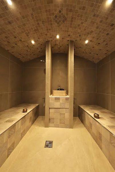 Maison - 235 m² - 6 pièces