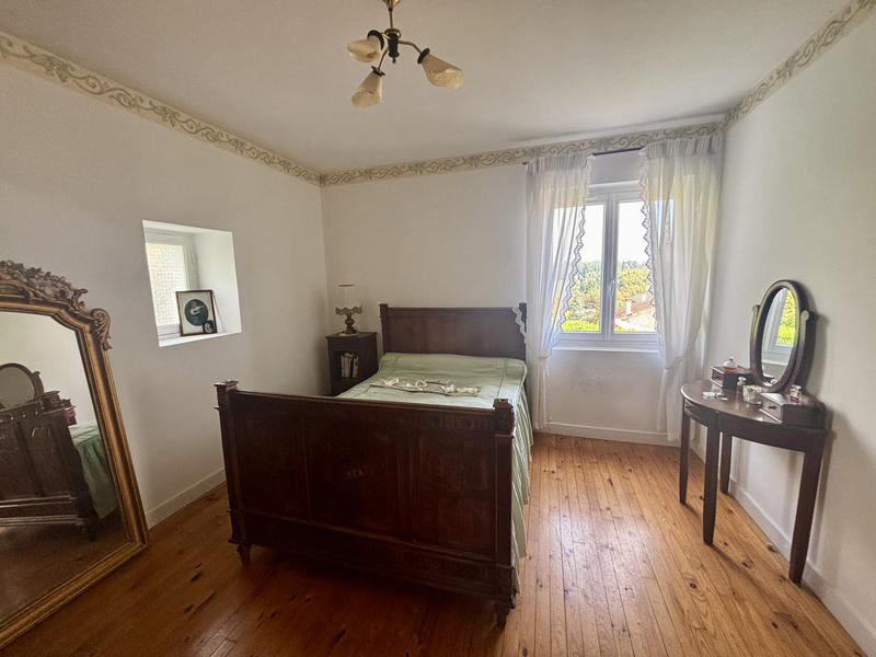 Maison - 197 m² - 6 pièces