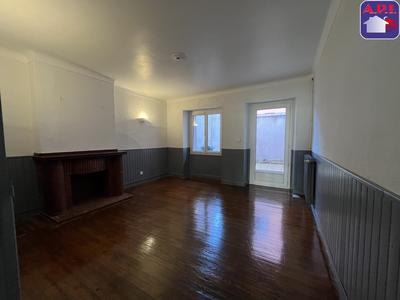 Maison - 122 m² - 6 pièces