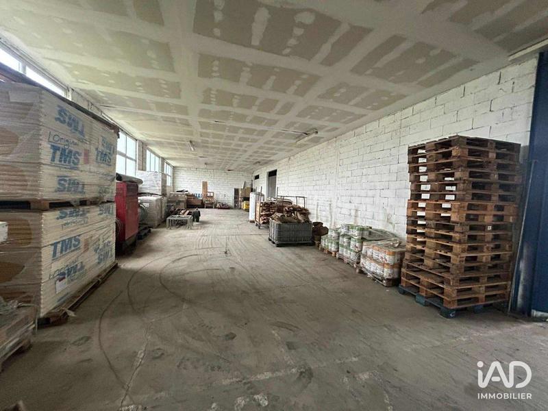 Local commercial - 3 300 m²