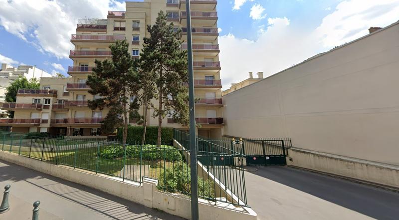 Parking / Garage - 13 m²