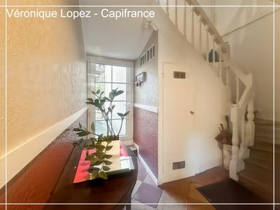 Appartement - 162 m² - 7 pièces