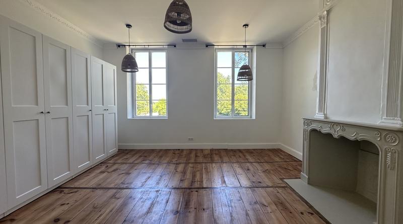 Maison bourgeoise - 350 m² - 8 pièces