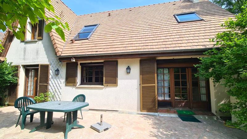 Maison - 143 m² - 7 pièces