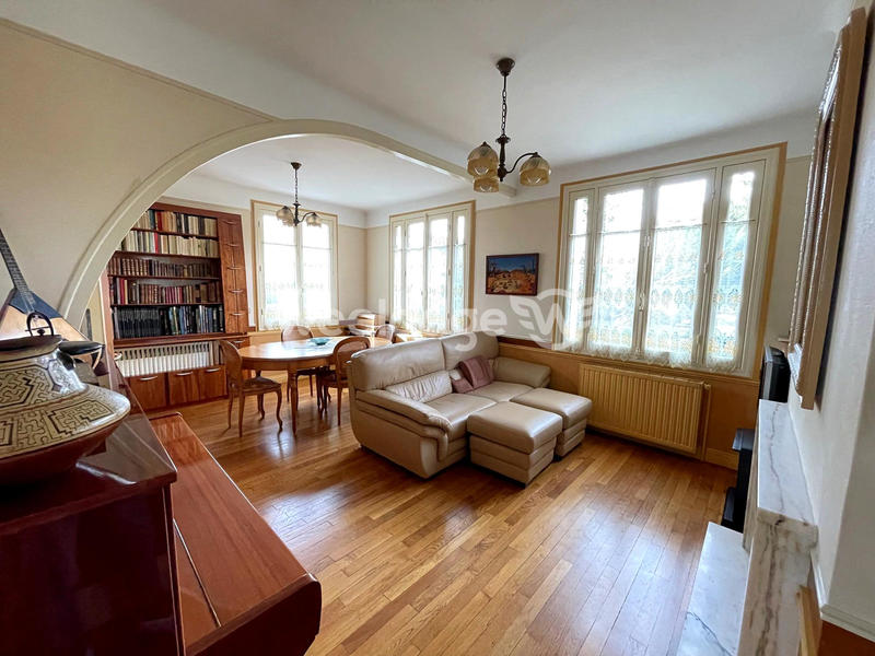 Maison ancienne - 139 m² - 8 pièces