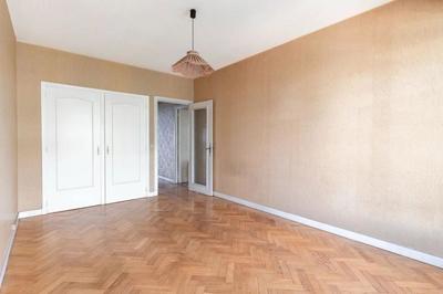 Appartement - 70 m² - 2 pièces