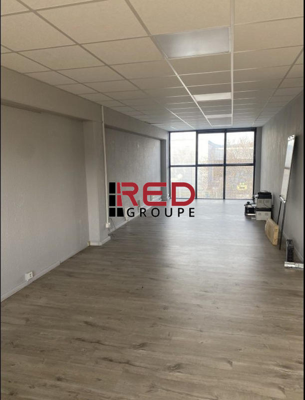 Bureau - 141 m²