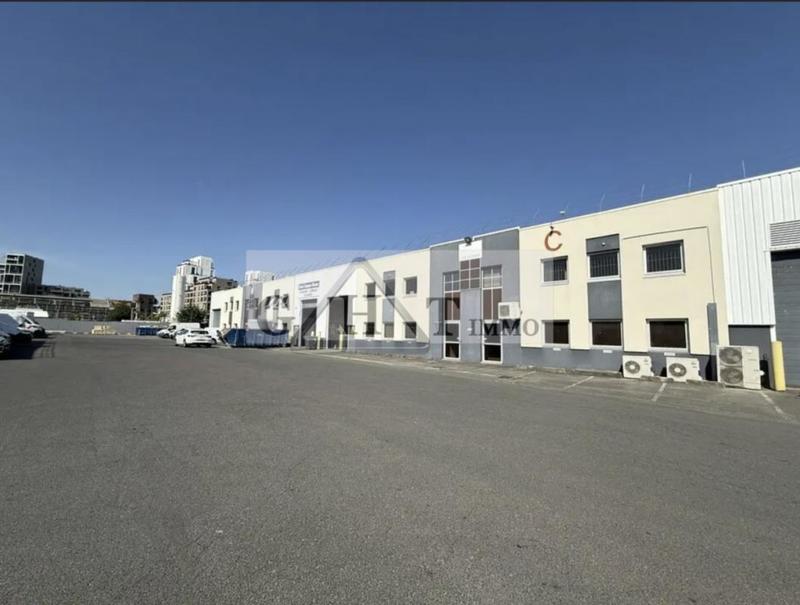 Entrepôt - 539 m²
