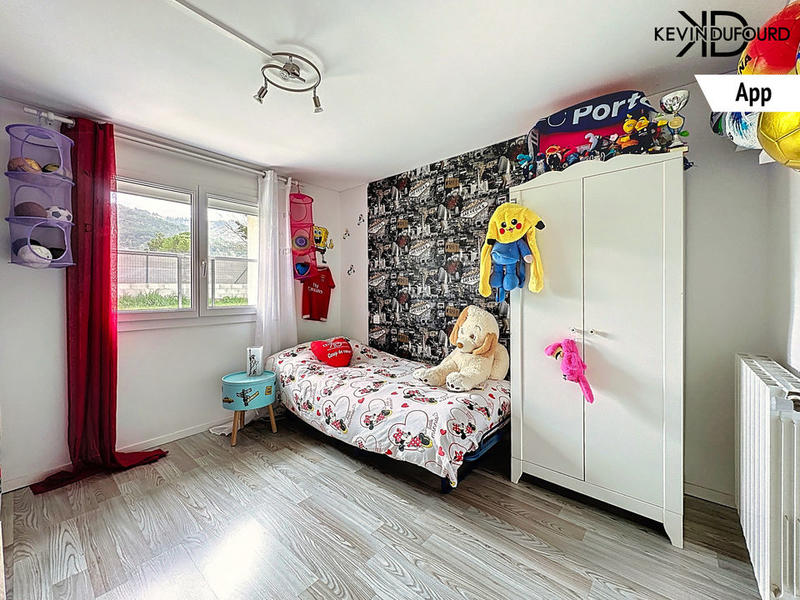 Maison - 200 m² - 7 pièces