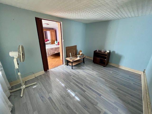 Maison - 104 m² - 9 pièces