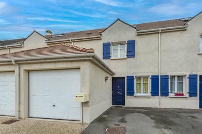 Maison - 81 m² - 5 pièces