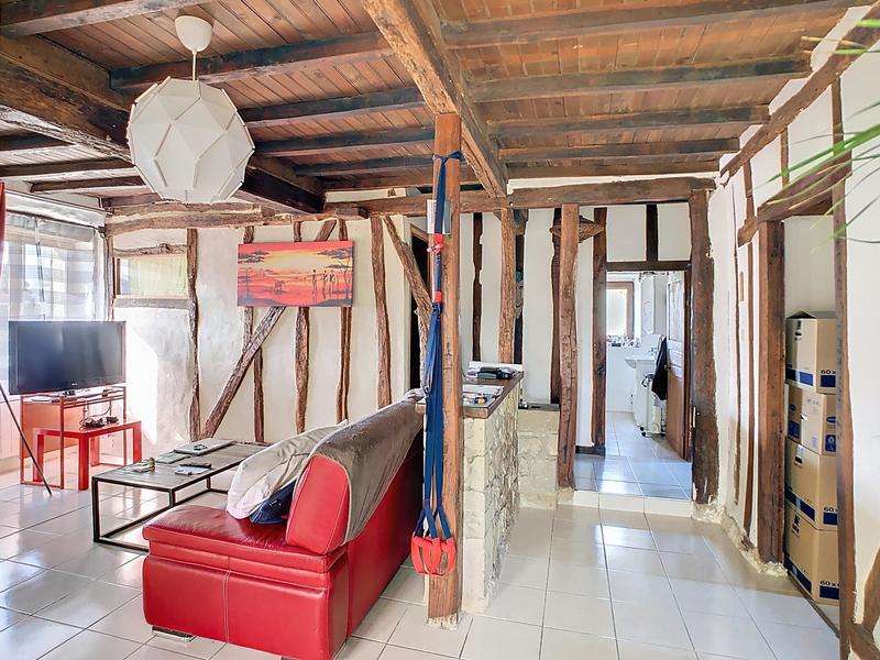 Maison en pierre - 77 m² - 3 pièces