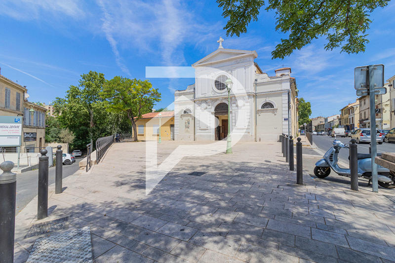 Immeuble - 6 pièces