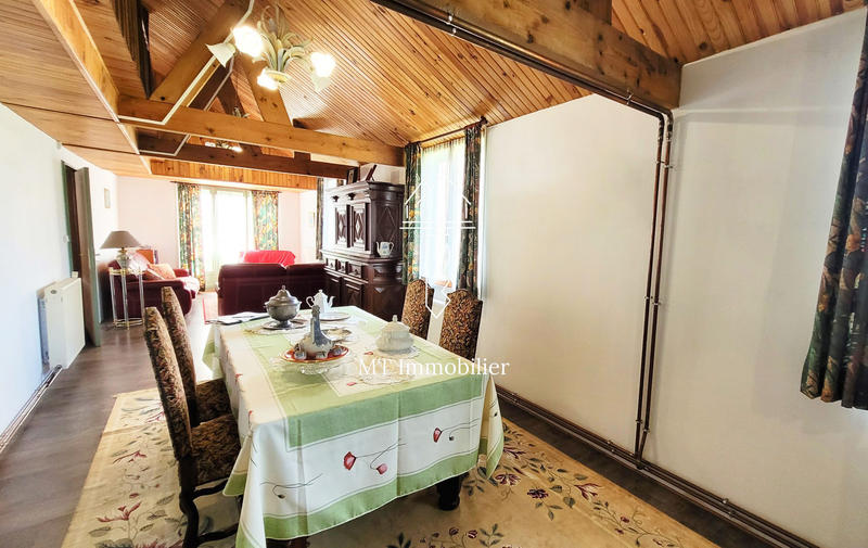 Maison - 376 m² - 14 pièces