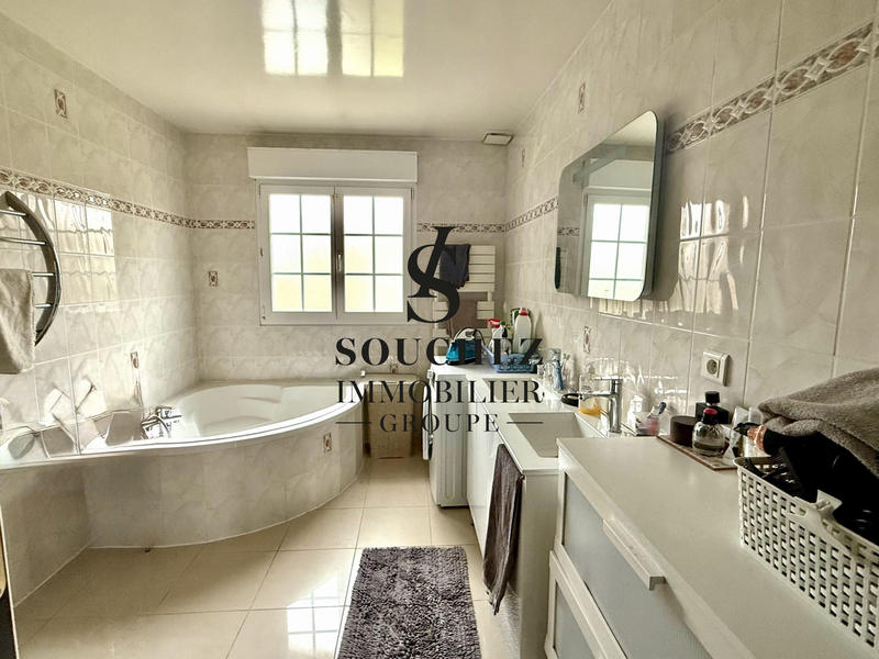 Maison - 115 m² - 4 pièces