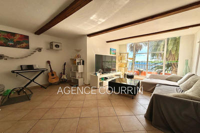 Appartement - 84 m² - 3 pièces