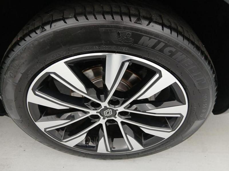 Renault Espace VI E-Tech hybrid 200 Techno