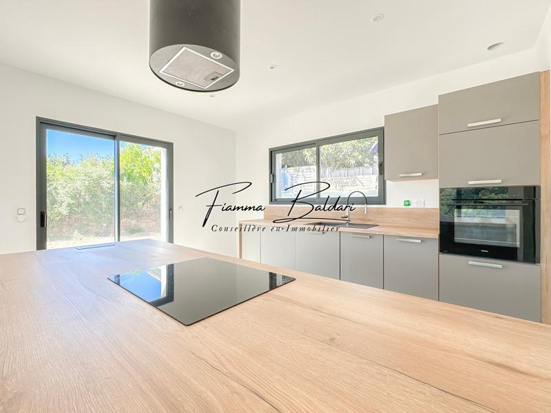 Villa - 120 m² - 4 pièces