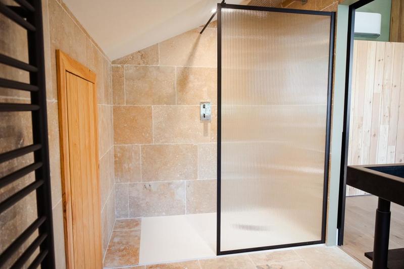 Maison - 240 m² - 10 pièces