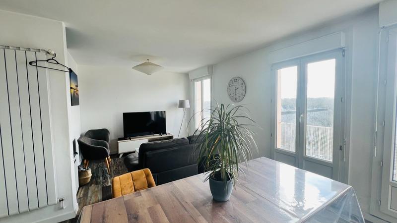 Appartement - 84 m² - 5 pièces