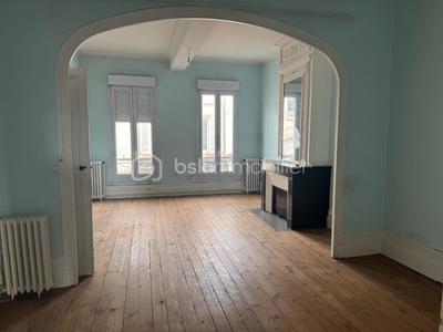 Appartement - 300 m² - 12 pièces