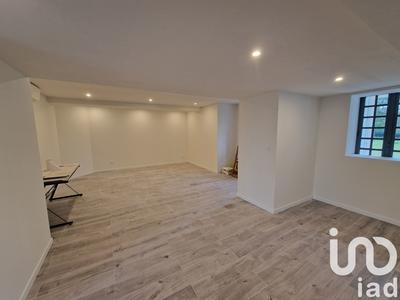 Maison - 332 m² - 11 pièces