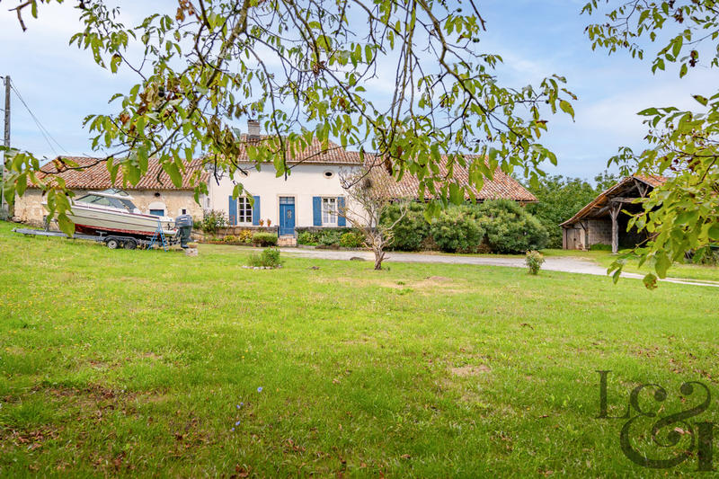 Maison - 105 m² - 4 pièces