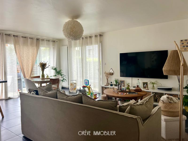 Maison - 104 m² - 6 pièces