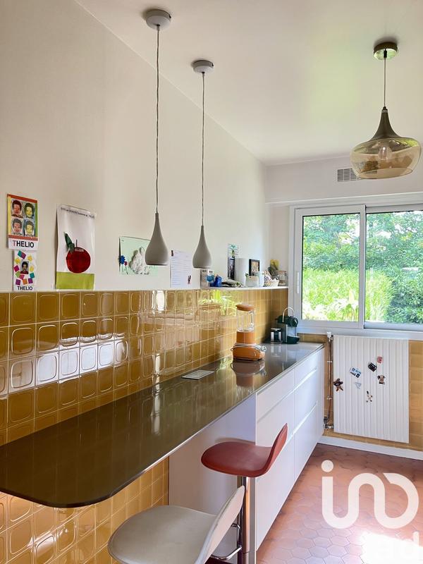 Appartement - 97 m² - 5 pièces