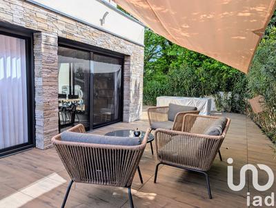 Maison - 122 m² - 6 pièces