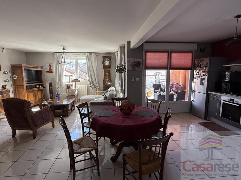 Appartement - 105 m² - 4 pièces