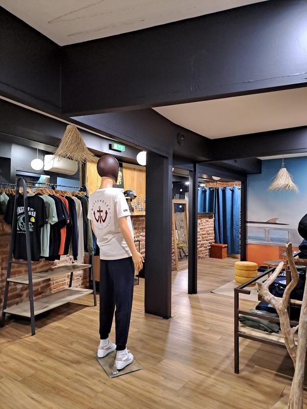 Local commercial - 90 m²