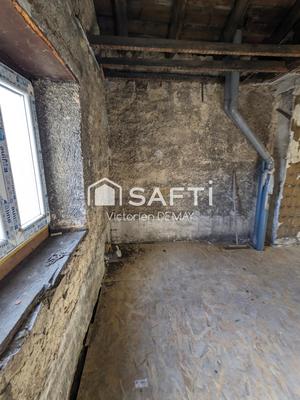 Appartement - 150 m² - 1 pièce