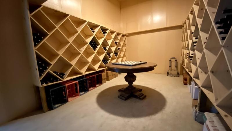 Propriété - 350 m² - 9 pièces