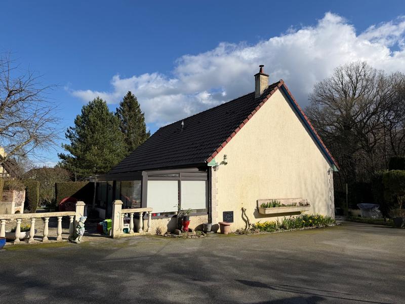 Maison - 105 m² - 4 pièces