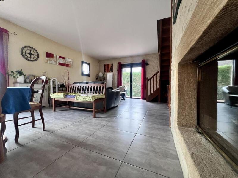 Maison - 144 m² - 5 pièces