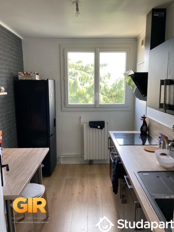 Chambre - 9 m² - 1 pièce